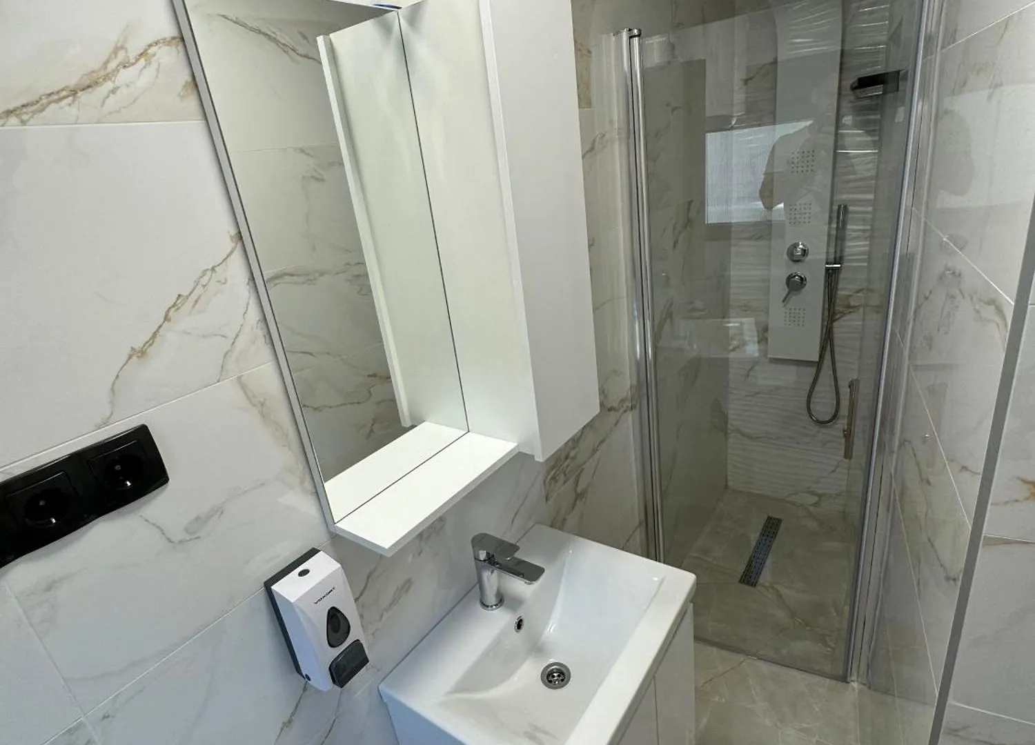 Appartamento Apartmani Curic Beachfront Pag Town