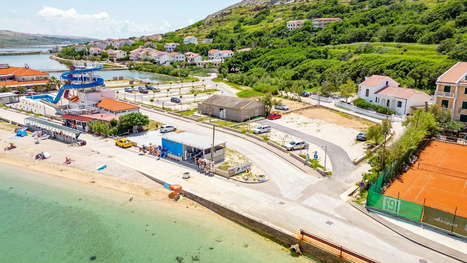 Apartmani Curic Beachfront Pag Town Apartment