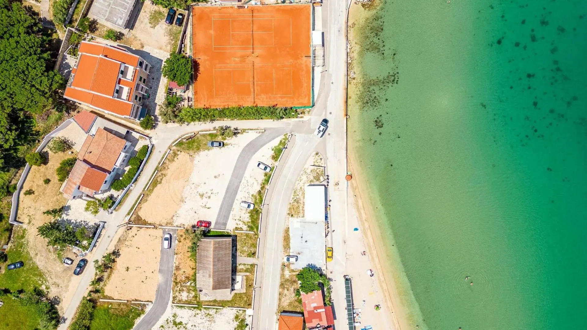 Apartment Apartmani Curic Beachfront Pag Town